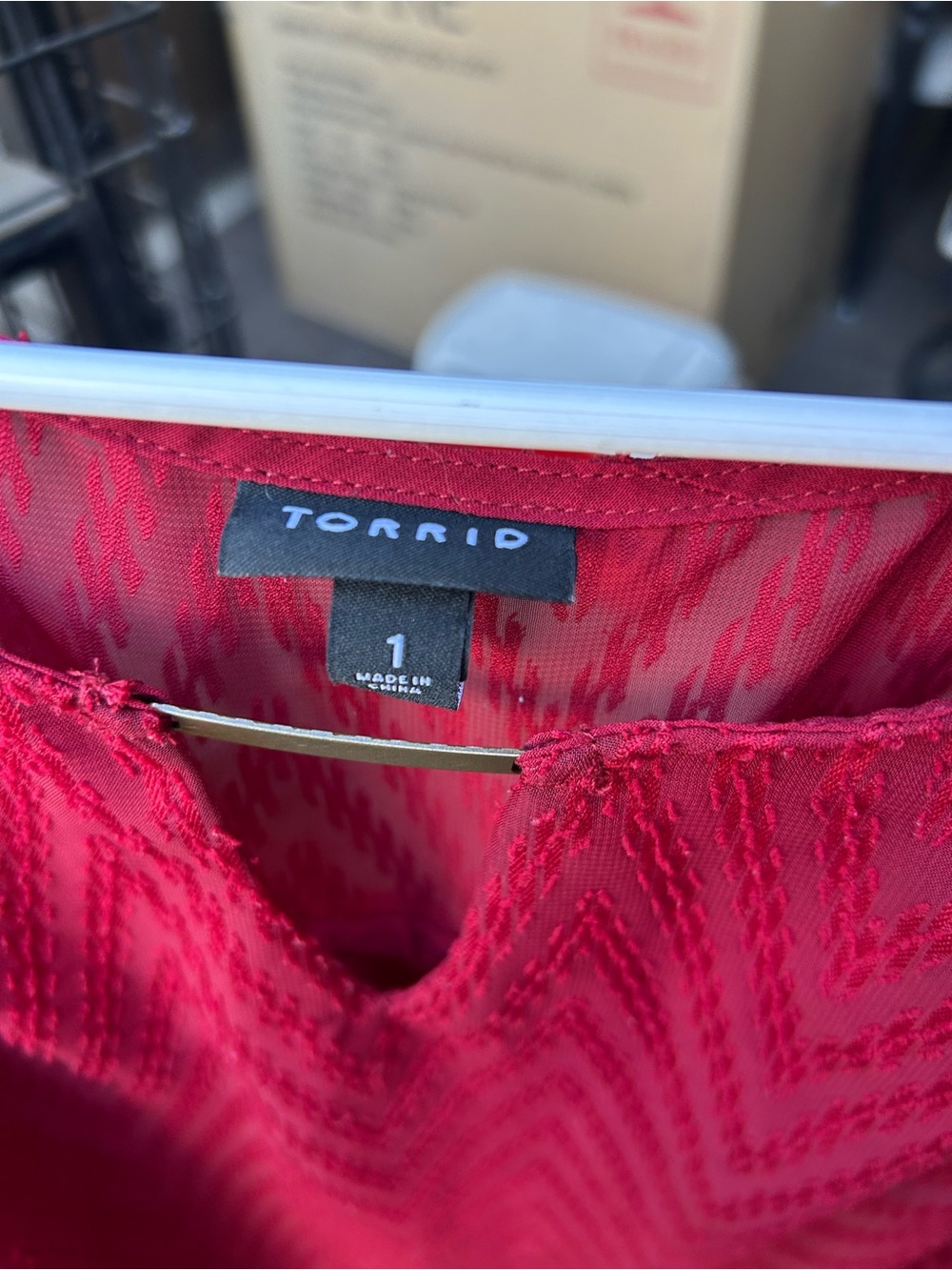 torrid Red Sleeveless Lace-Detail Tank - Picture 3 of 3